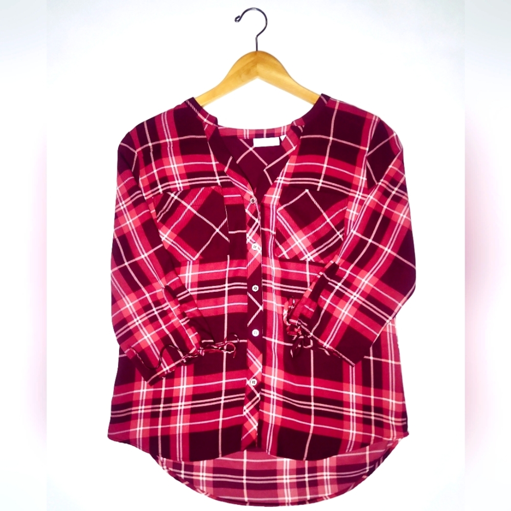 New York & Company Plaid Top